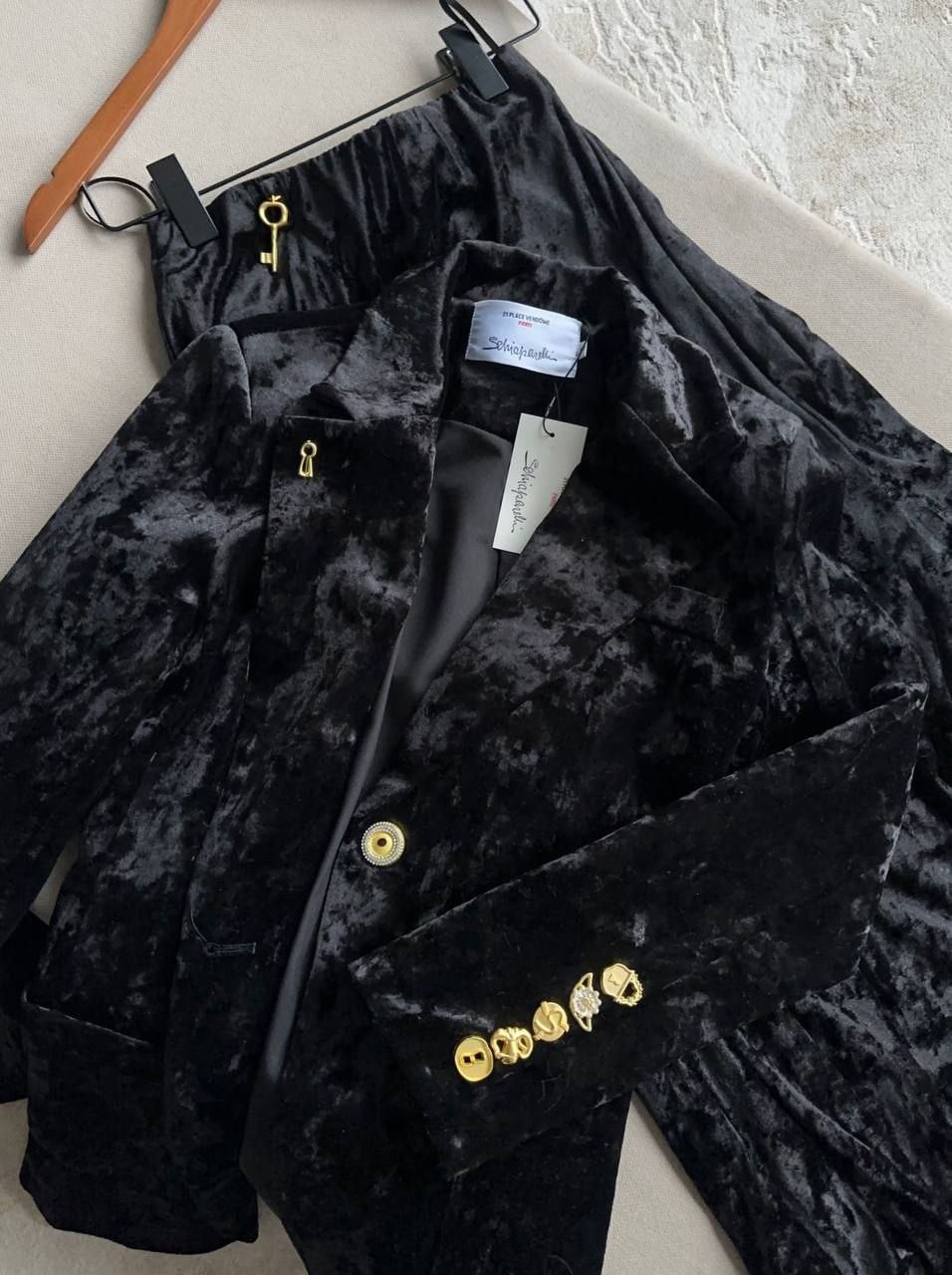 бархатный костюм,мужской костюм черный,пиджак,модные пиджаки,пиджак дольче габбана мужские