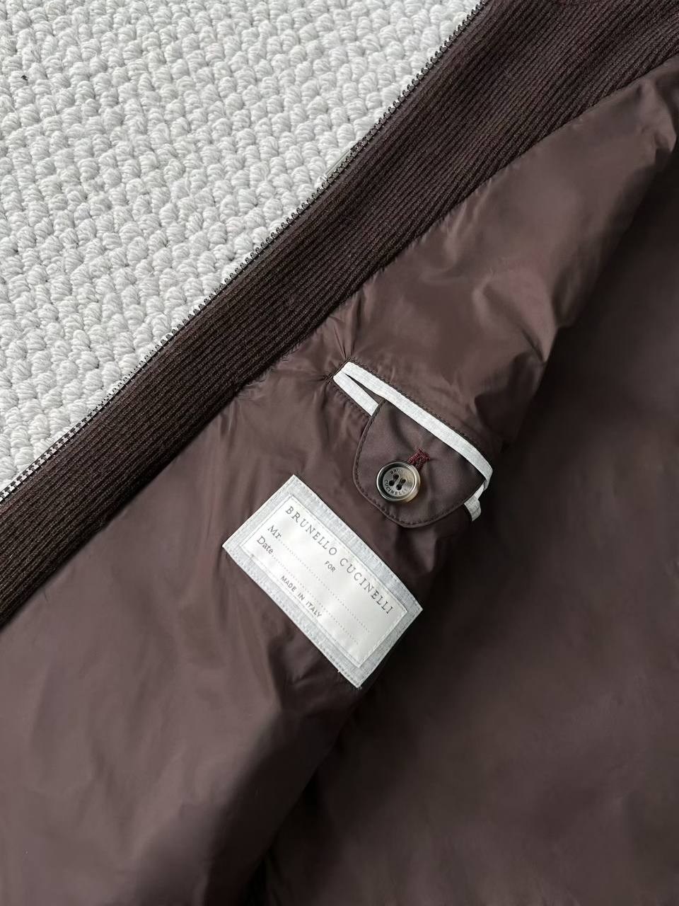 жилет коричневый,теплый жилет,спортивные мужские костюмы,жилет