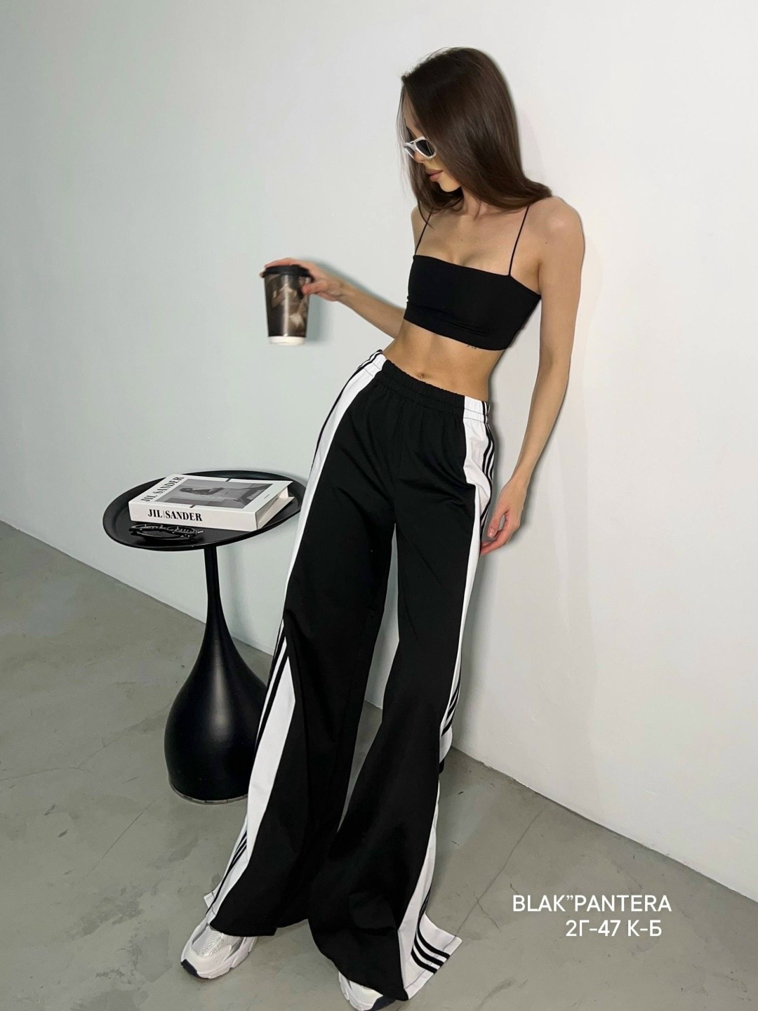 спортивные брюки,спортивные брюки женские,брюки в спортивном стиле,спортивные женские штаны,широкие брюки спортивные