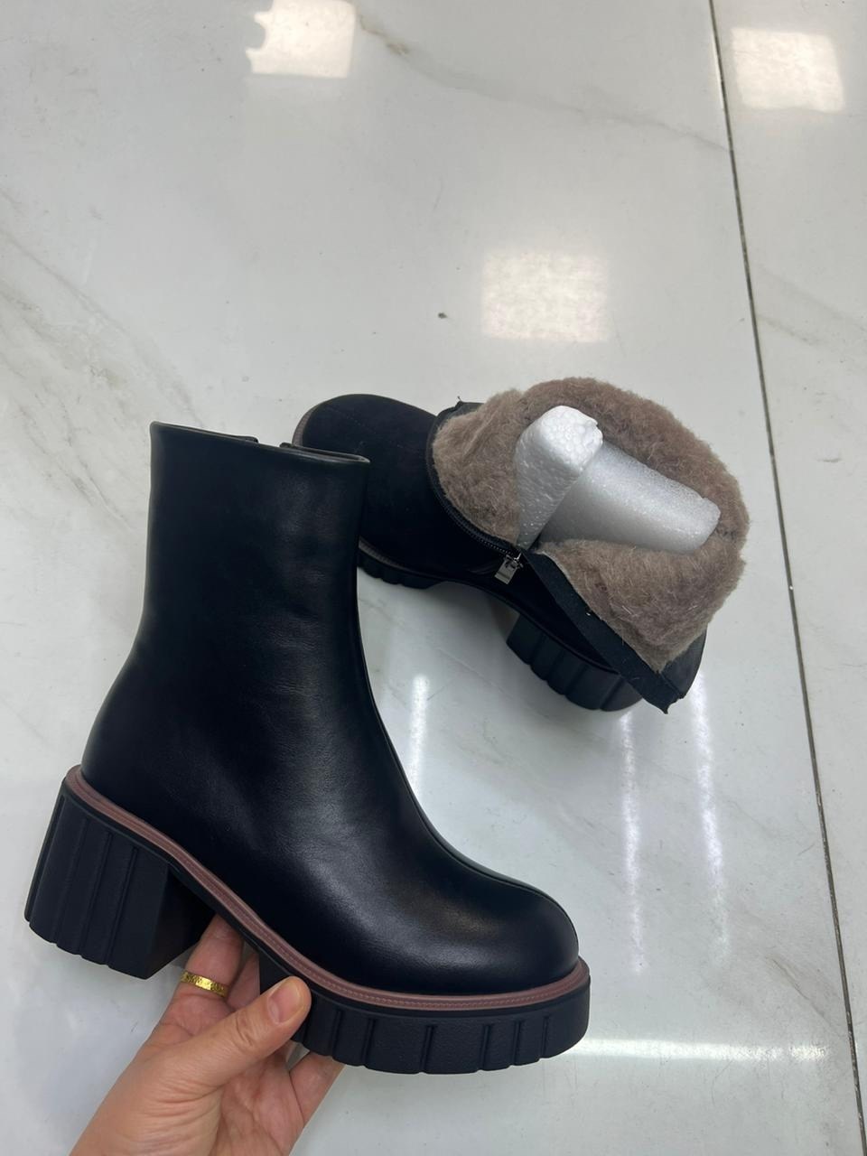 ботильоны женские,,демисезонные ботильоны,ботильоны aevitas platform,стильные ботильоны