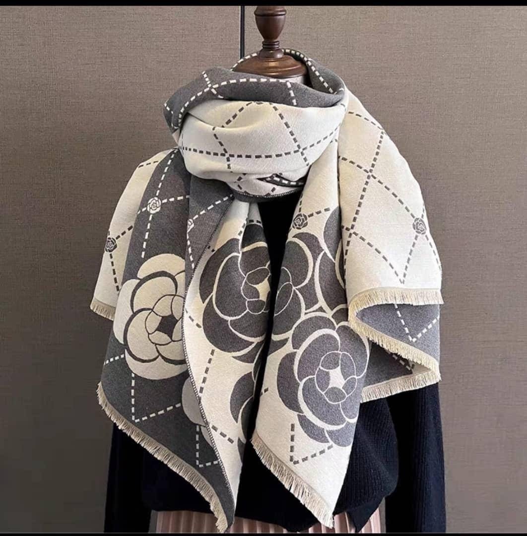 женские кашемировые шарфы,шарф женские,платок женский кашемировый,женский кашемировый шарф с цветочным принтом,шарф с принтом