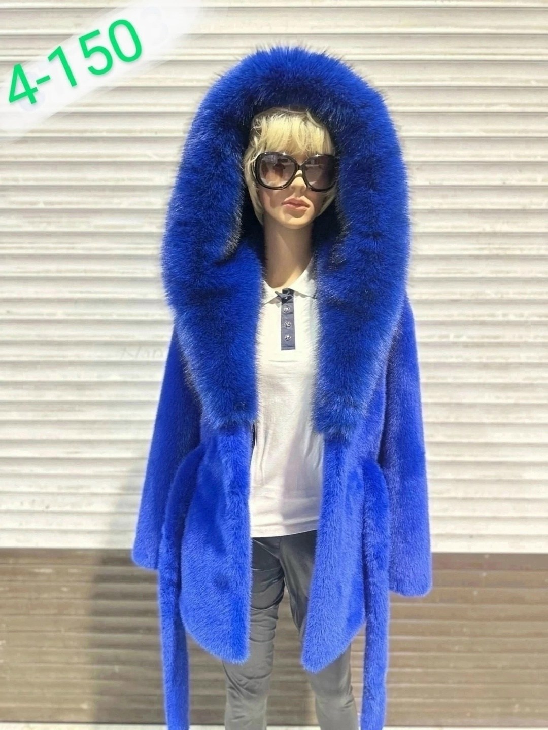 белая норковая шуба,белая норковая шуба с капюшоном,шуба белая норка,шуба норковая 2025 с капюшоном белая,белый норковый полушубок мелита