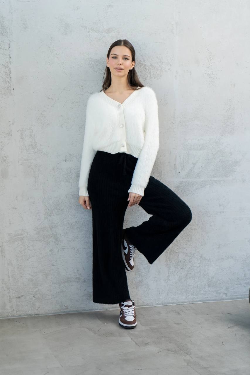 пушистый свитер,пушистый кашемировый свитер,вязаные свитера,свитера женские,свитер женский белый