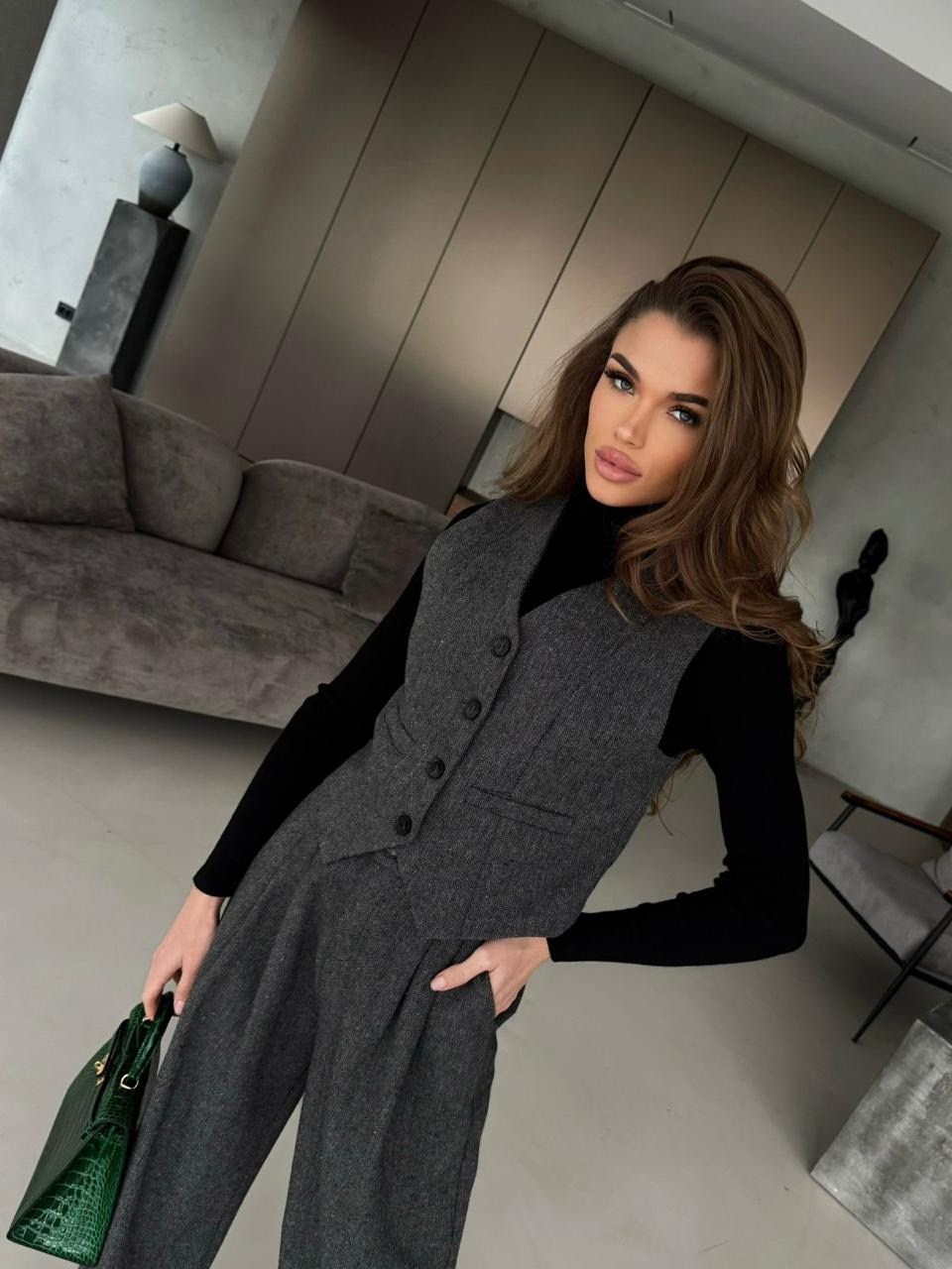 костюм брючный женский юрс,брючный костюм с жилеткой,костюм женский брючный с жилетом,костюмы брючные,серый брючный костюм