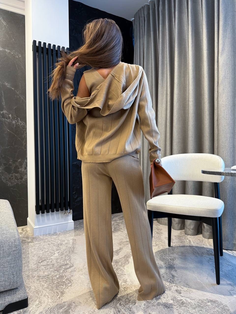 трикотажные костюмы,вязаные костюмы,костюм бежевый,женские костюмы,кашемировый костюм
