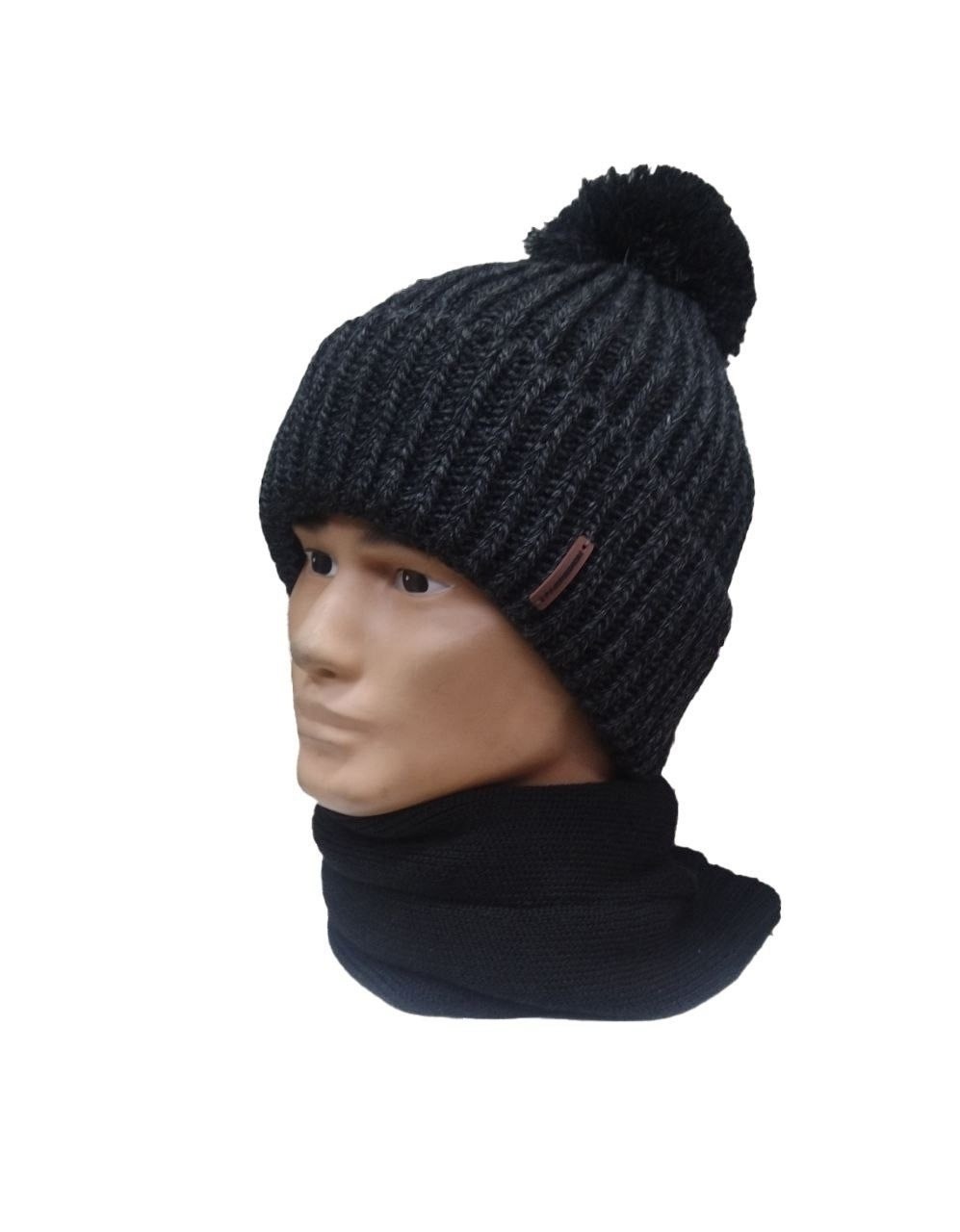 мужская вязаная шапка,мужская шапка,мужская шапка с помпоном,мужская зимняя вязаная шапка,шапка мужская вязаная с помпоном