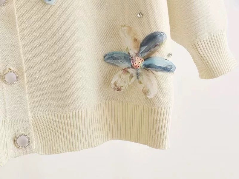 женский вязаный кардиган,женский трикотажный кардиган с цветочными,кардиган вязаное,кардиган стильный,кардиган