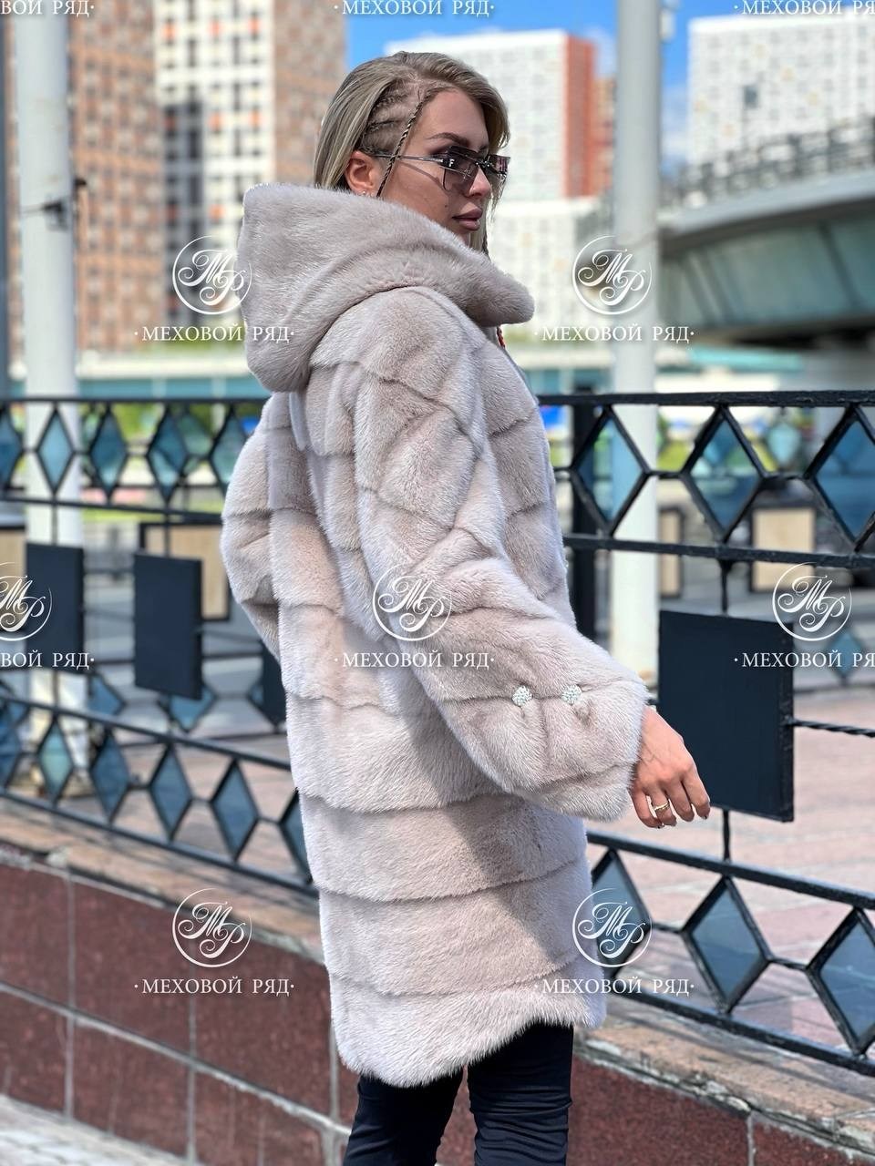 норковые шубы,шуба норковая с капюшоном,норковая шуба светлая,шуба с капюшоном,женская шуба