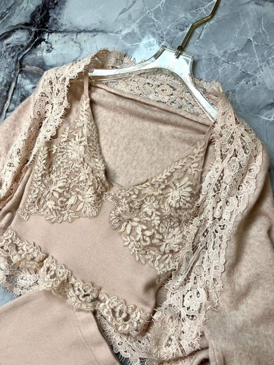 корейская мода,элегантное модное,женские костюмы,кореянка,женские костюмы с юбкой