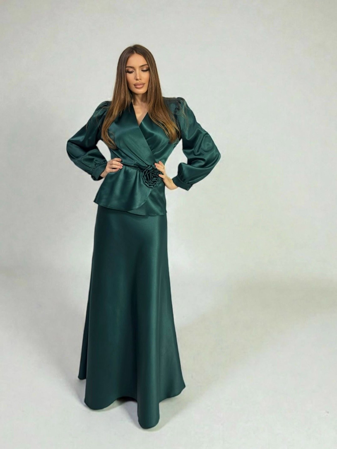 костюмы брючные,атласный костюм,костюм шелковый,костюм жен,костюмы классические