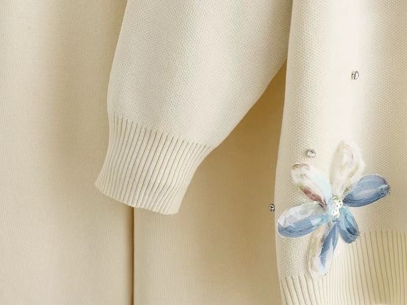 женский вязаный кардиган,женский трикотажный кардиган с цветочными,кардиган вязаное,кардиган стильный,кардиган