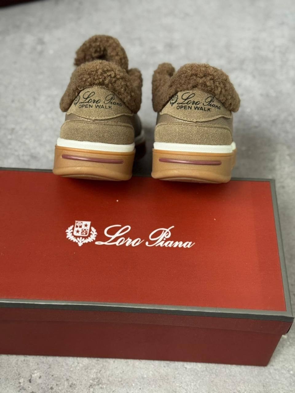 ,кроссовки loro piana,loro piana кеды,кроссовки замшевые,кроссовки женские