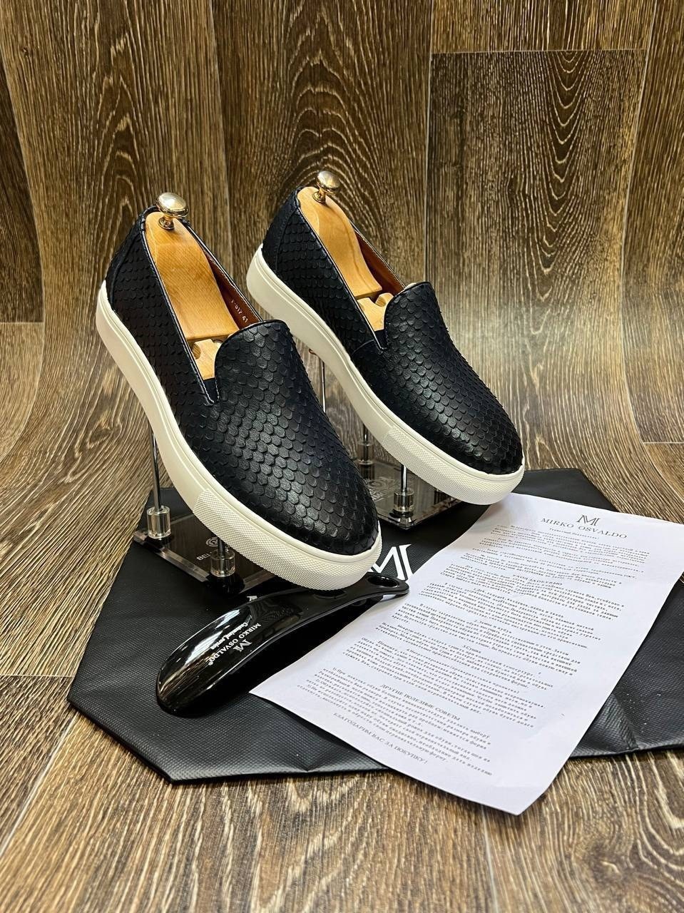 ,лоферы мужские loro piana,лоферы loro piana,слипоны боттега венета,мужские слипоны