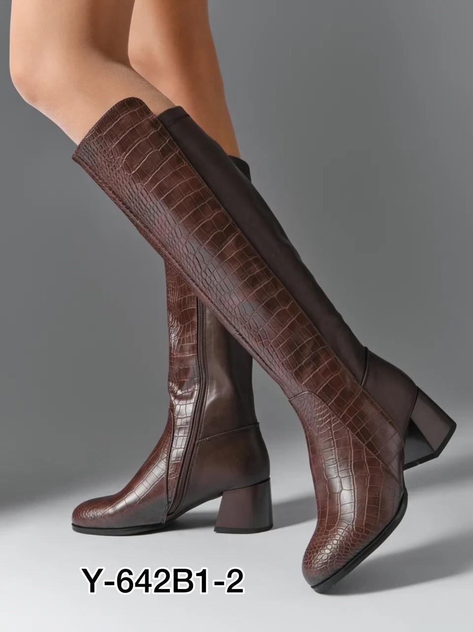 женские сапоги,,высокие сапоги,сапоги женские зимние,демисезонные сапоги