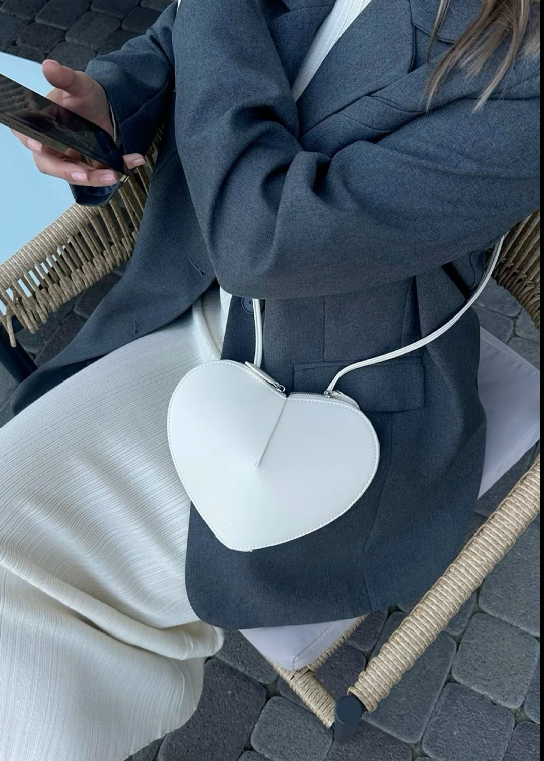 сумка в форме сердца,сумка сердце,модная сумка,сумка сердечко,сумочка модная