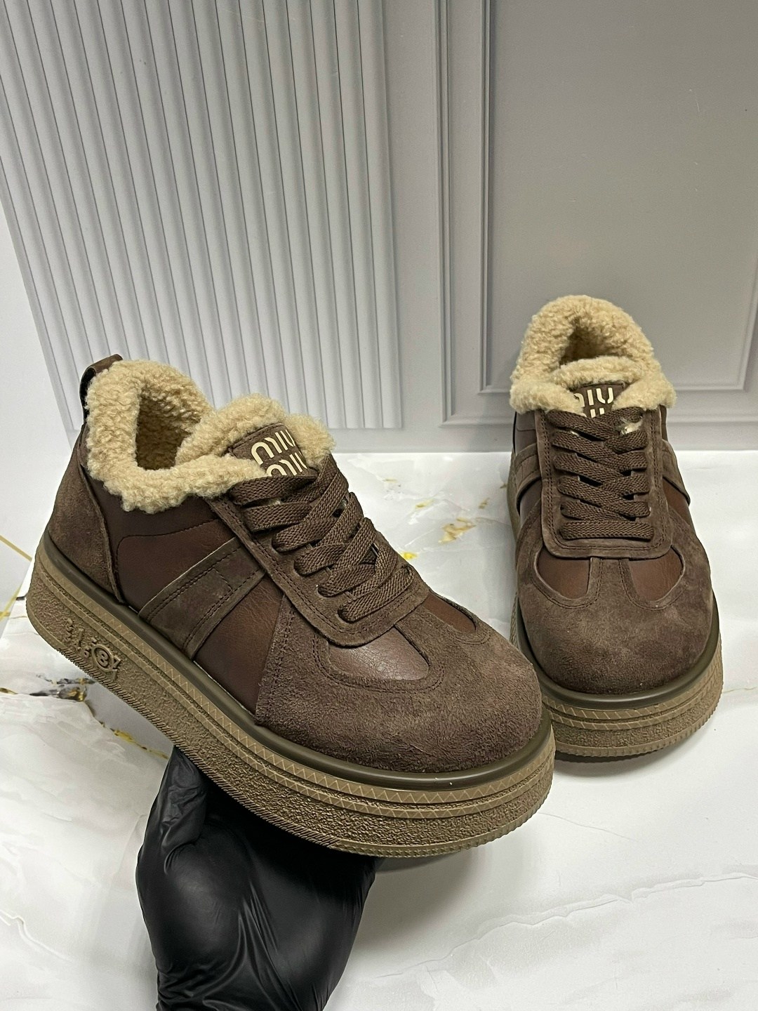 ,зимняя женская , зимняя,ботинки с мехом,обуви