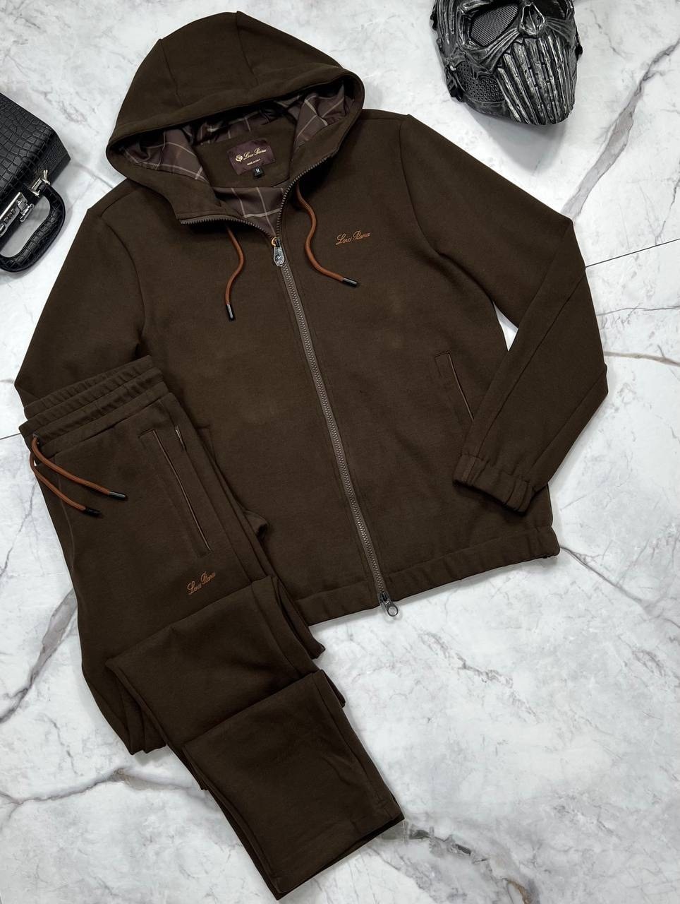 спортивный костюм brunello cucinelli,спортивный костюм loro piana,костюм loro piana,мужские спортивные костюмы,спортивные костюм