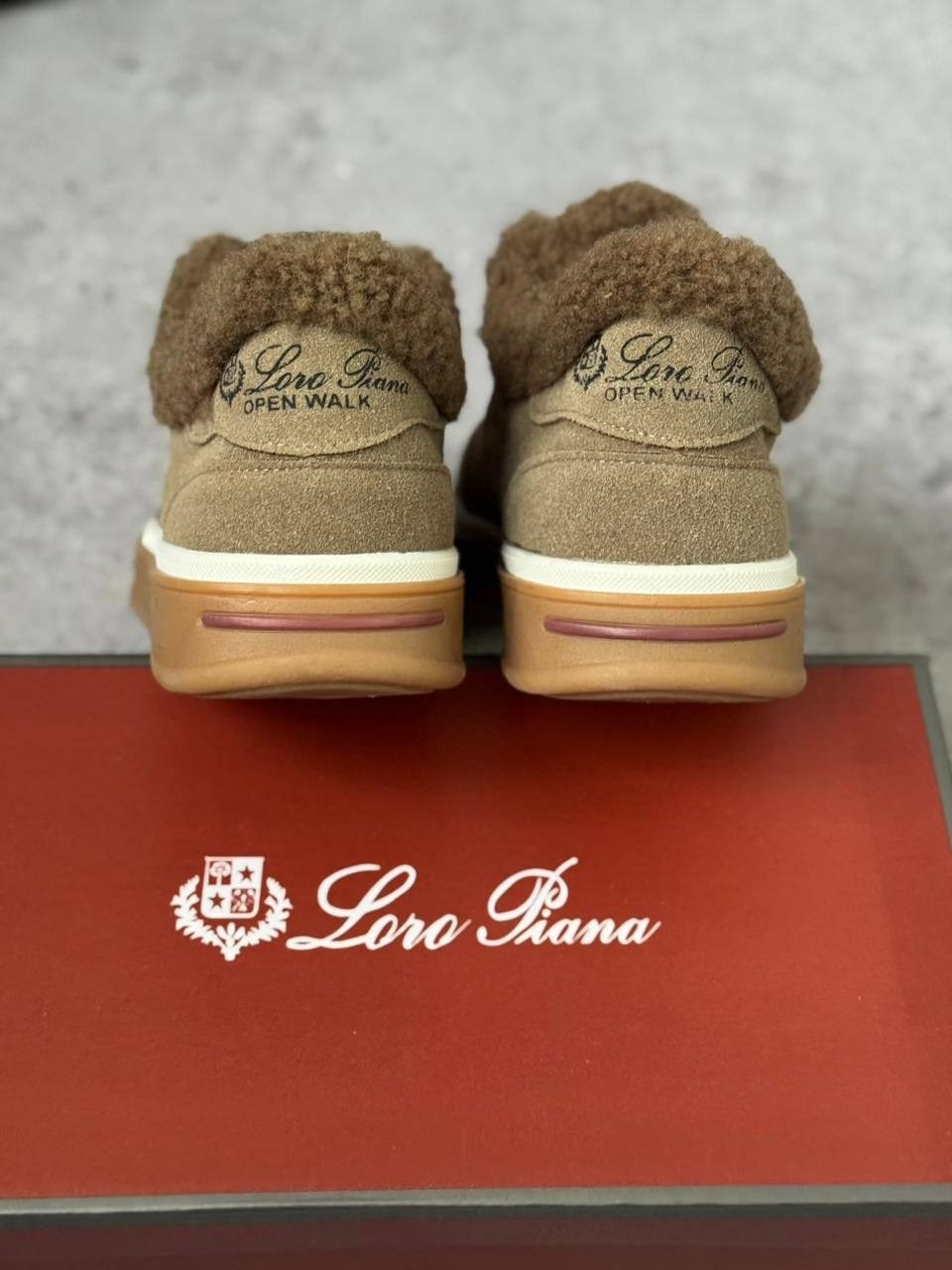 ,кроссовки loro piana,loro piana кеды,кроссовки замшевые,кроссовки женские