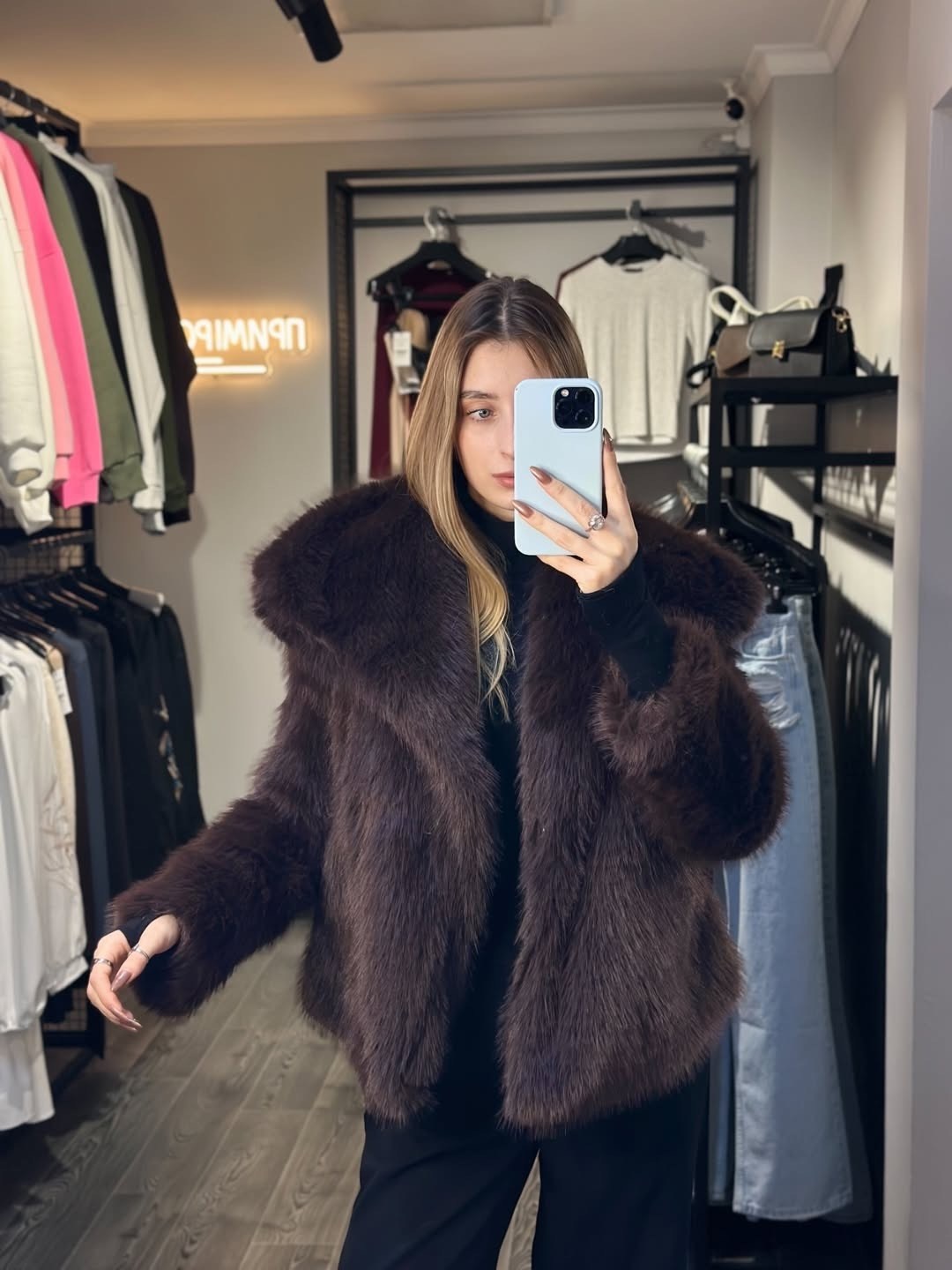 женская куртка из искусственного меха,шубка,куртка из искусственного меха,меховая куртка,шуба короткая