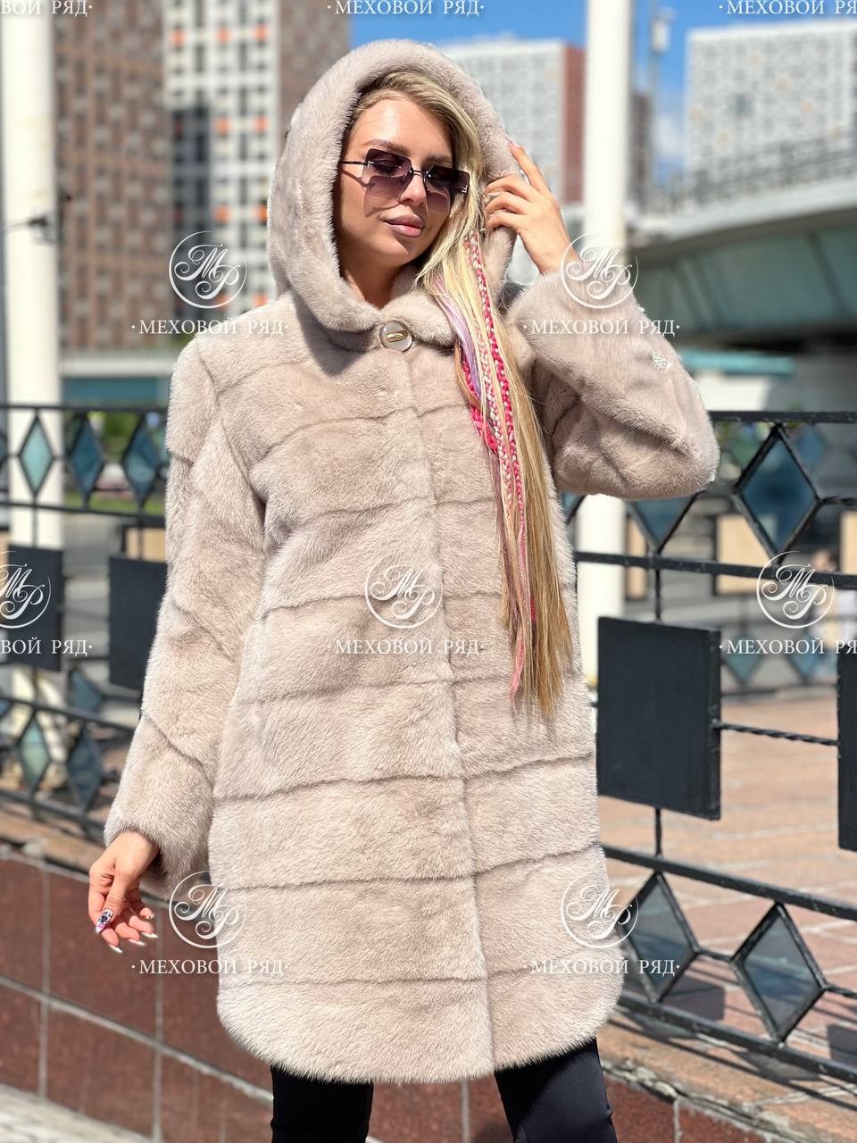 норковые шубы,шуба норковая с капюшоном,норковая шуба светлая,шуба с капюшоном,женская шуба