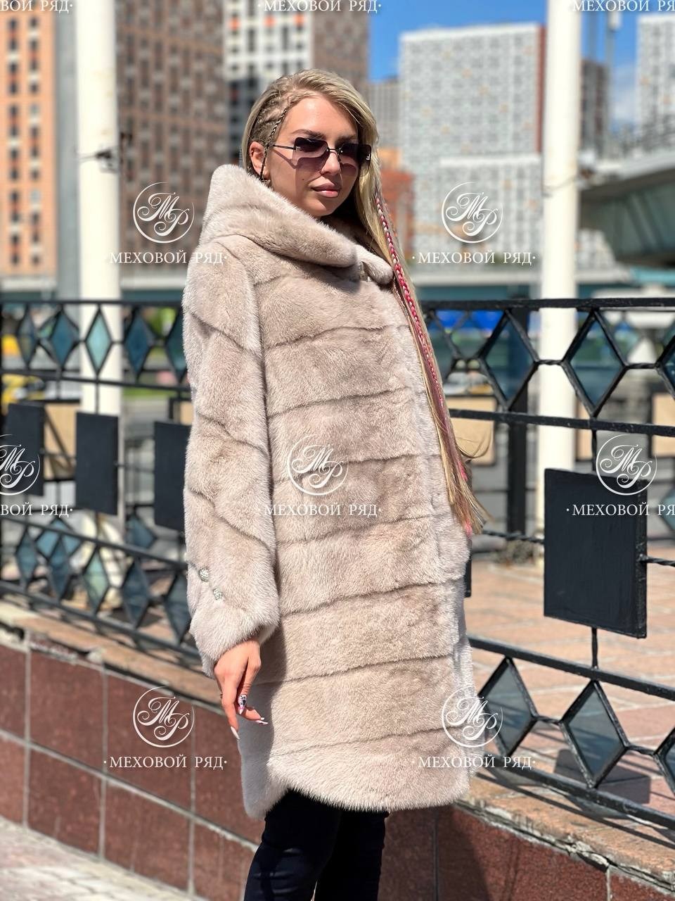 норковые шубы,шуба норковая с капюшоном,норковая шуба светлая,шуба с капюшоном,женская шуба