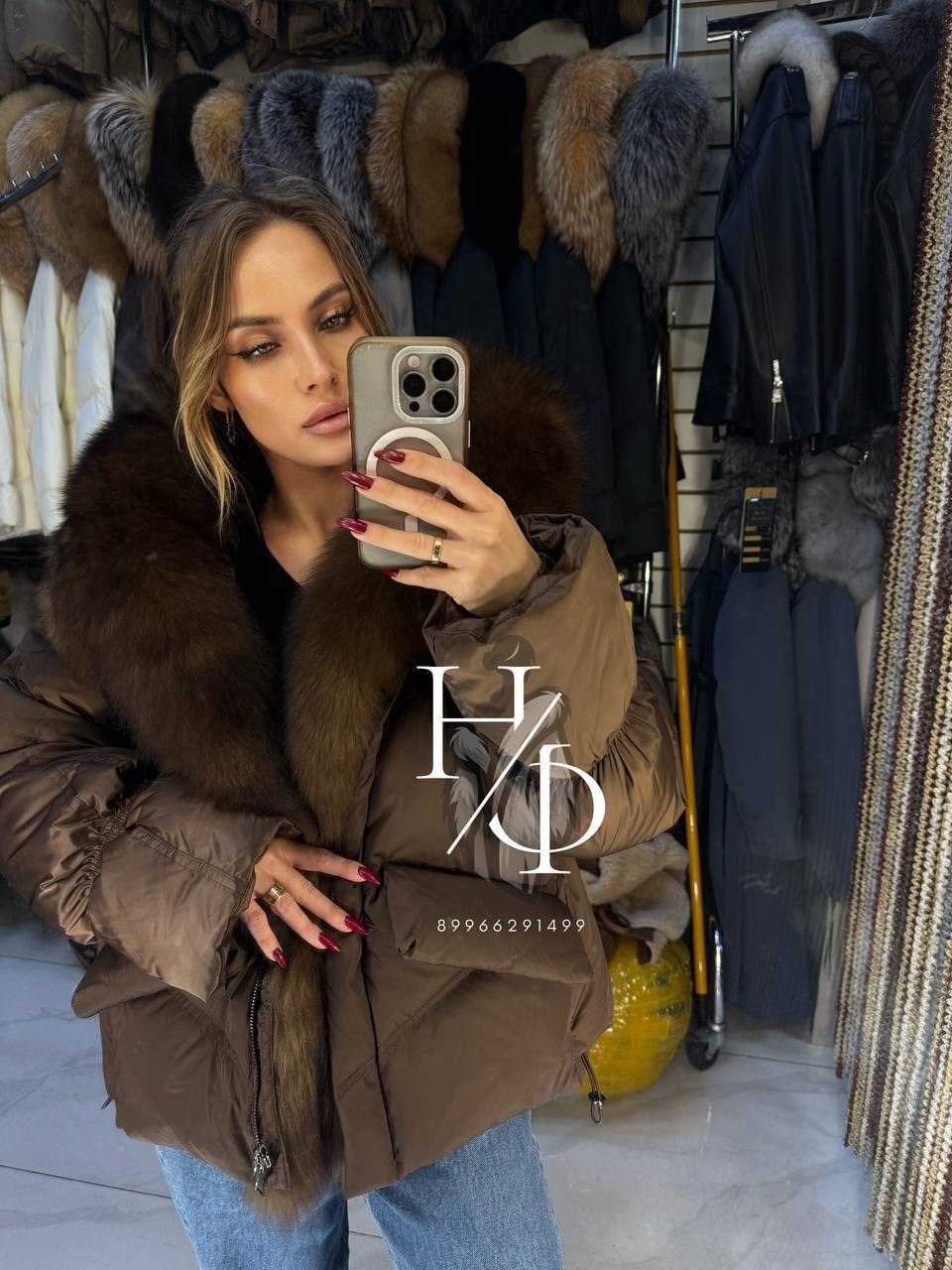 пуховики с мехом,модные пуховики,стильные пуховики,пуховики с натуральным мехом,куртка пуховик с натуральным мехом