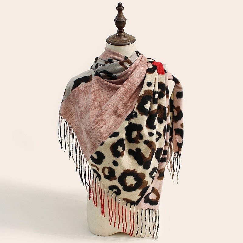 шарф леопардовый,леопардовый палантин,платок леопардовый,модные шарфы,шарф женский леопардовый