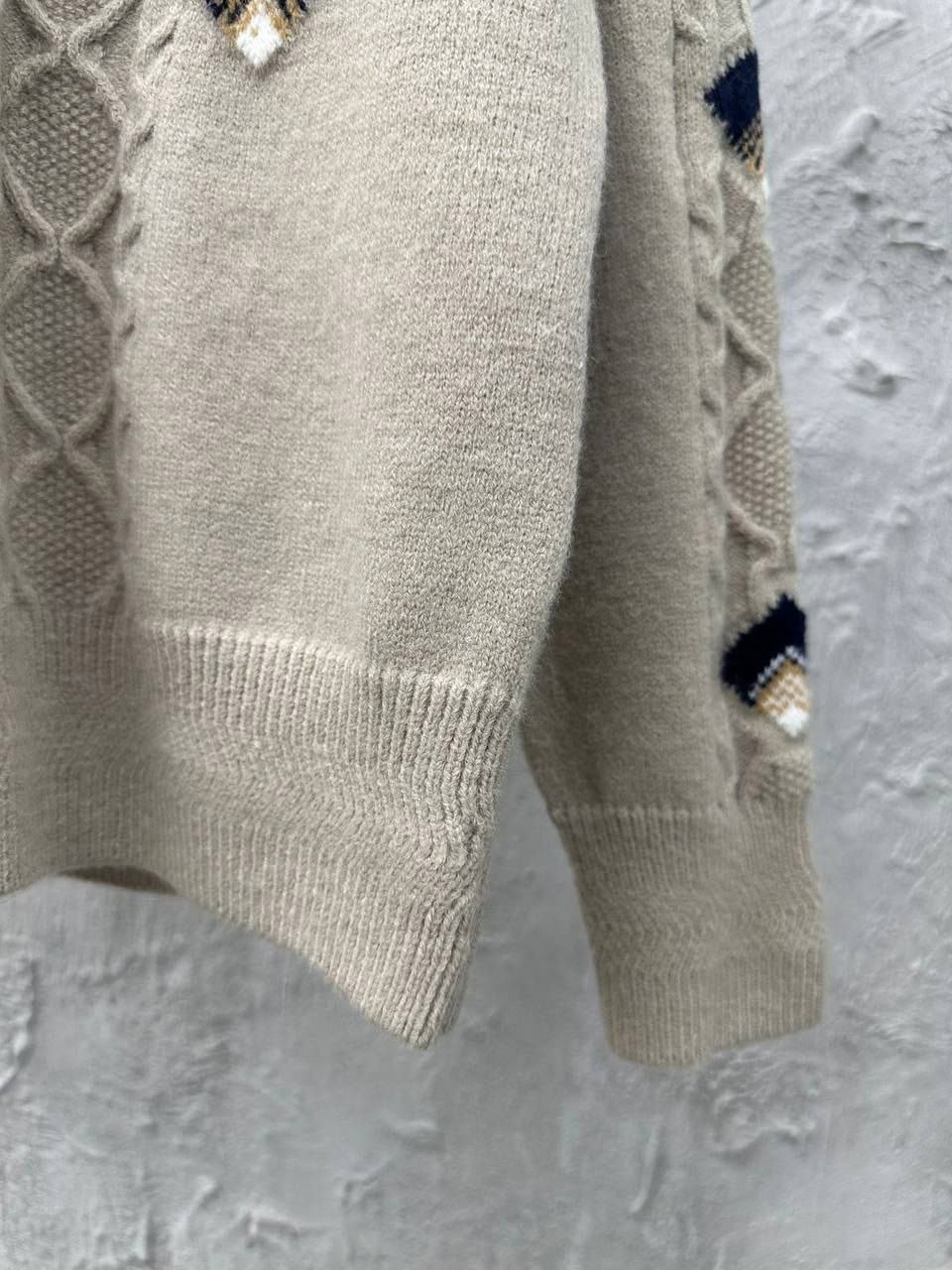 свитеры модные,бежевый свитер,свитер дизайн,вязаные свитера,свитер джемпер