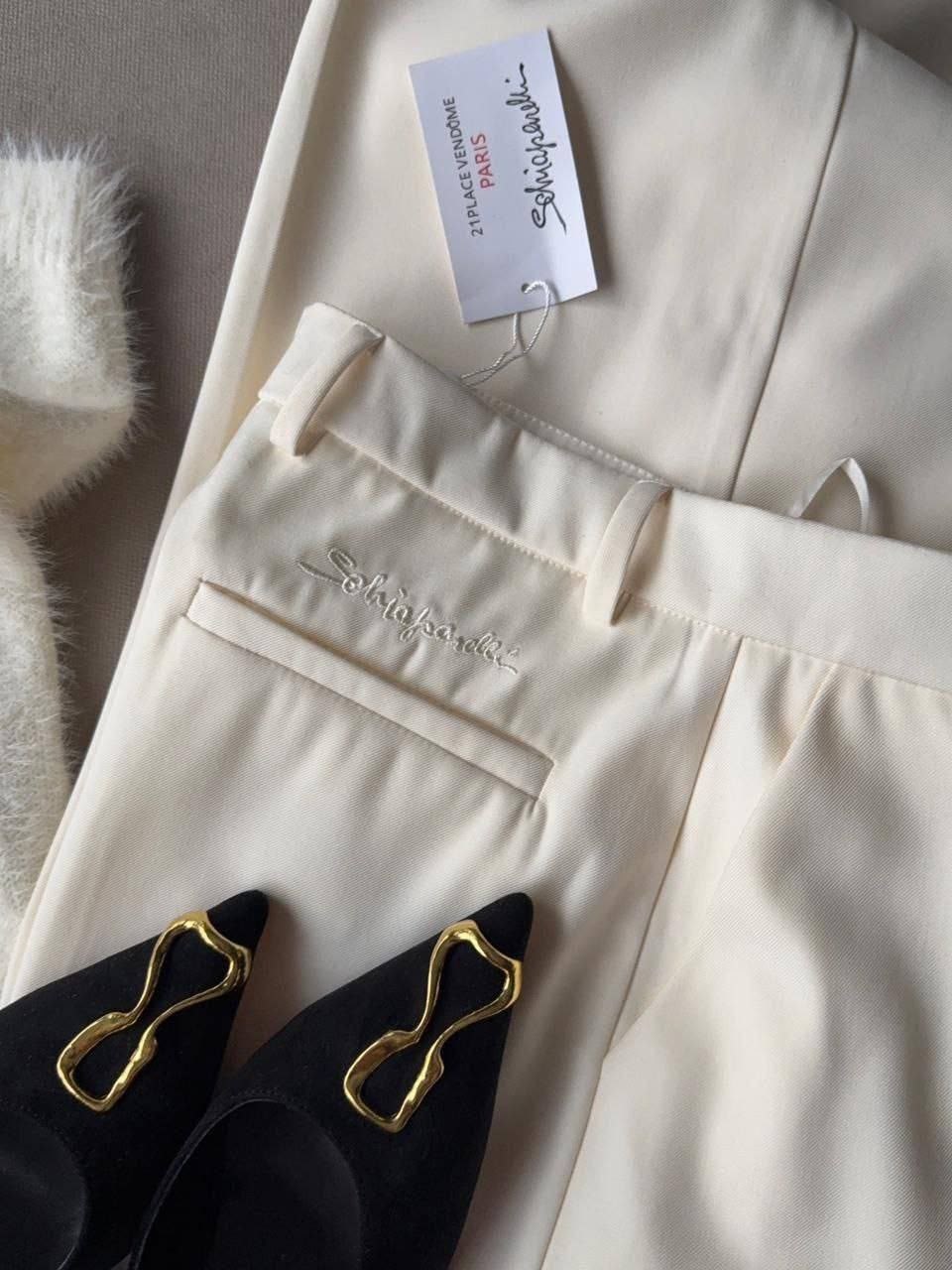 костюмы брючные,бежевые брюки,элегантные наряды,брюки с высокой талией,одежда брюки