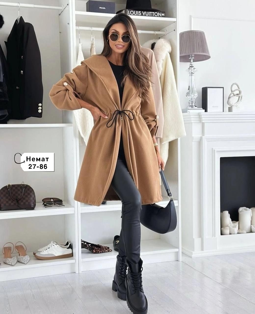 стильное пальто,модные женские пальто,модное пальто,элегантные пальто,женское пальто с капюшоном