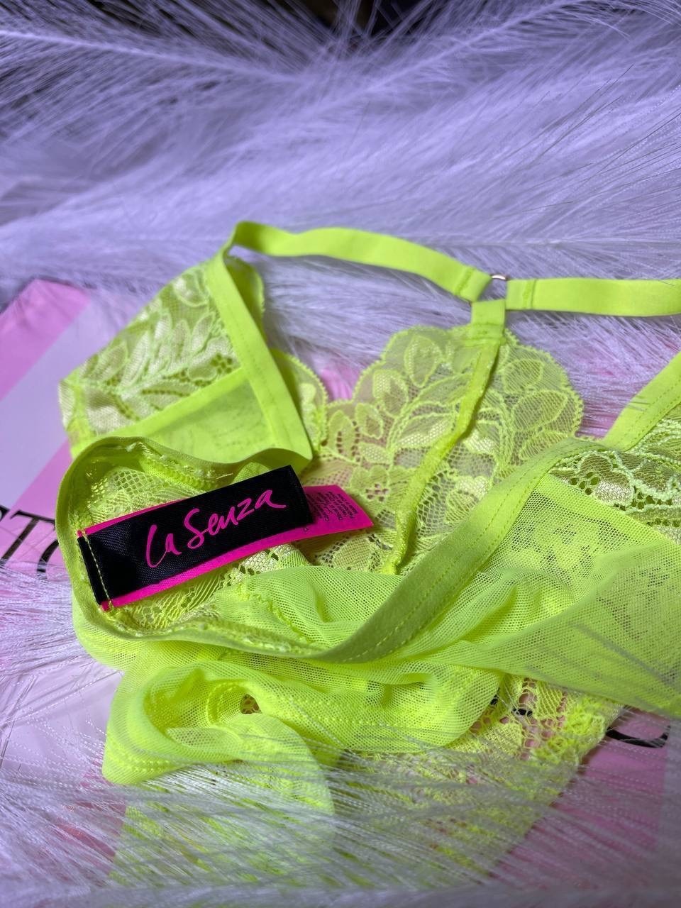 кружевные стринги,нижнего белья,желтые стринги,желтые трусы женские,трусах