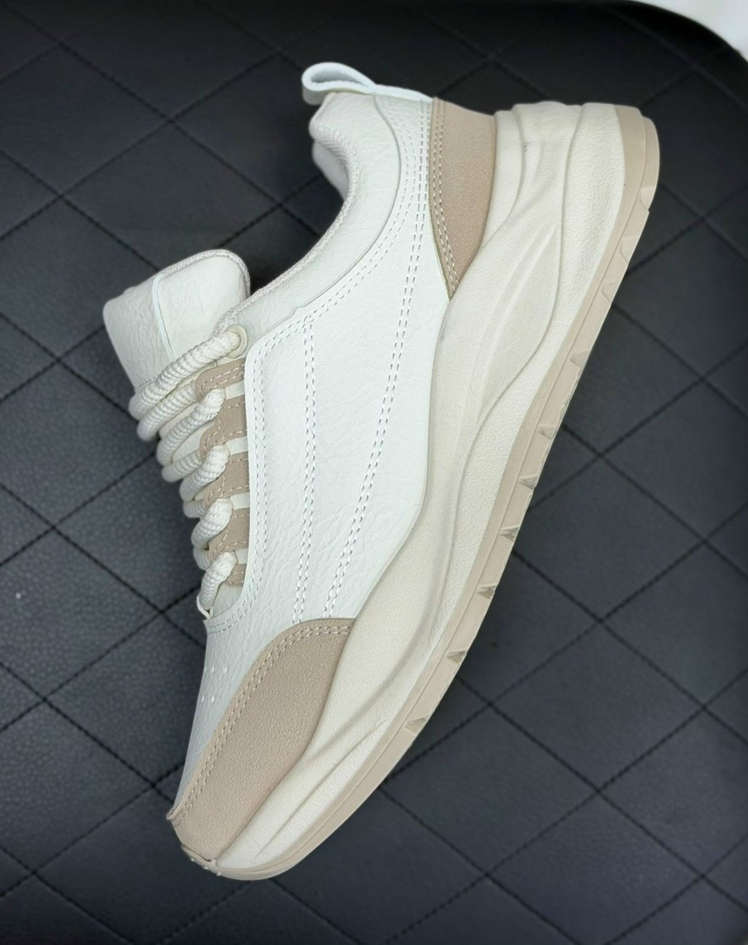 ,кроссовки женскиe, спортивная,кроссовка мужской,мужские кроссовки