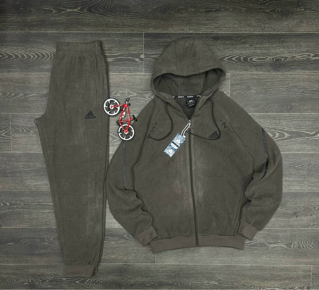 костюм на флисе,флисовые костюмы,костюм на флисе мужской,спортивные костюмы на флисе,спортивные костюм