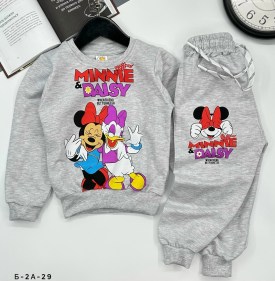 Костюм