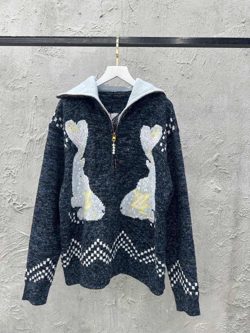 свитеры модные,трикотажный свитер,свитер с вышивкой,женский свитер,свитер для женщин