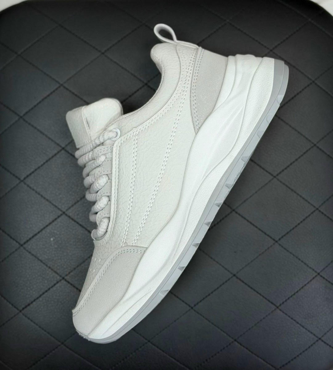 ,кроссовки женскиe, спортивная,кроссовка мужской,мужские кроссовки