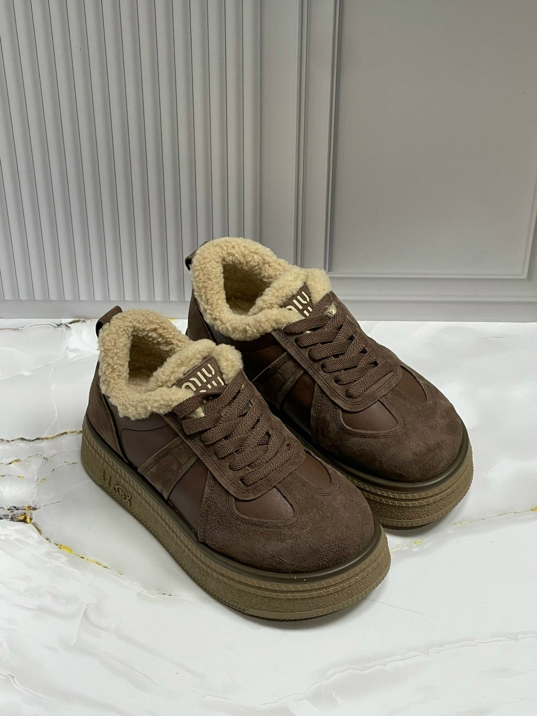 ,зимняя женская , зимняя,ботинки с мехом,обуви