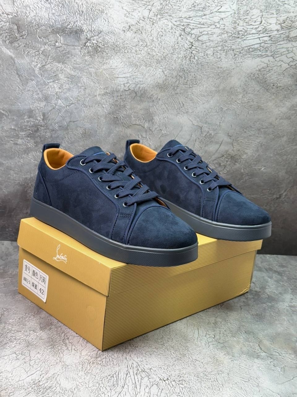 замшевые кеды,замшевые кроссовки,замшевые кеды мужские,замшевые кроссовки мужские,christian louboutin мужские кеды