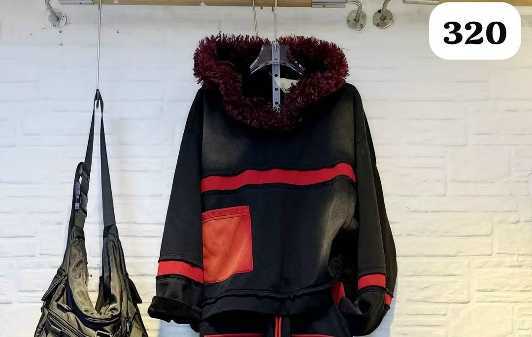 модная толстовка,толстовка в стиле,толстовка женская,свитшот с капюшоном,куртка теплая