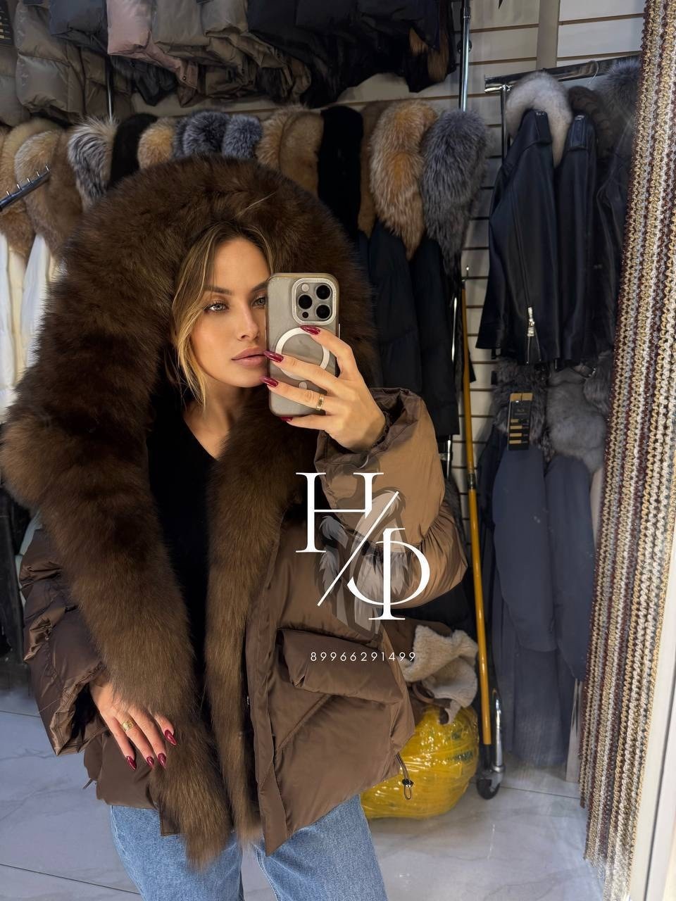 пуховики с мехом,модные пуховики,стильные пуховики,пуховики с натуральным мехом,куртка пуховик с натуральным мехом