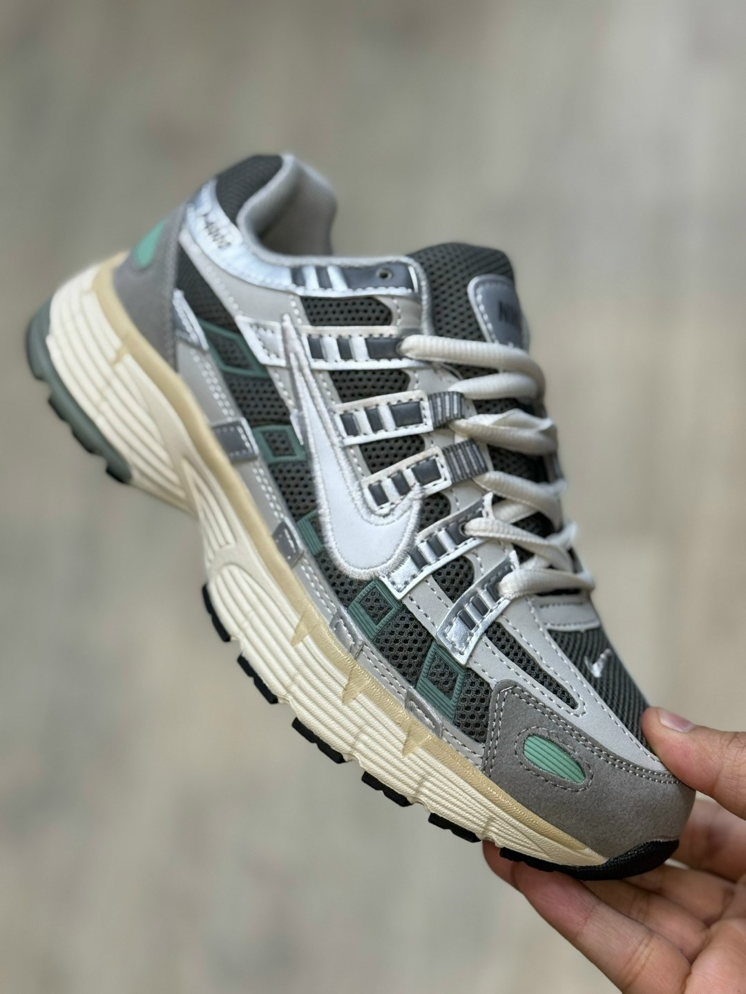 кроссовки,кроссовки nike,кроссовки для бега,спортивная ,повседневные кроссовки