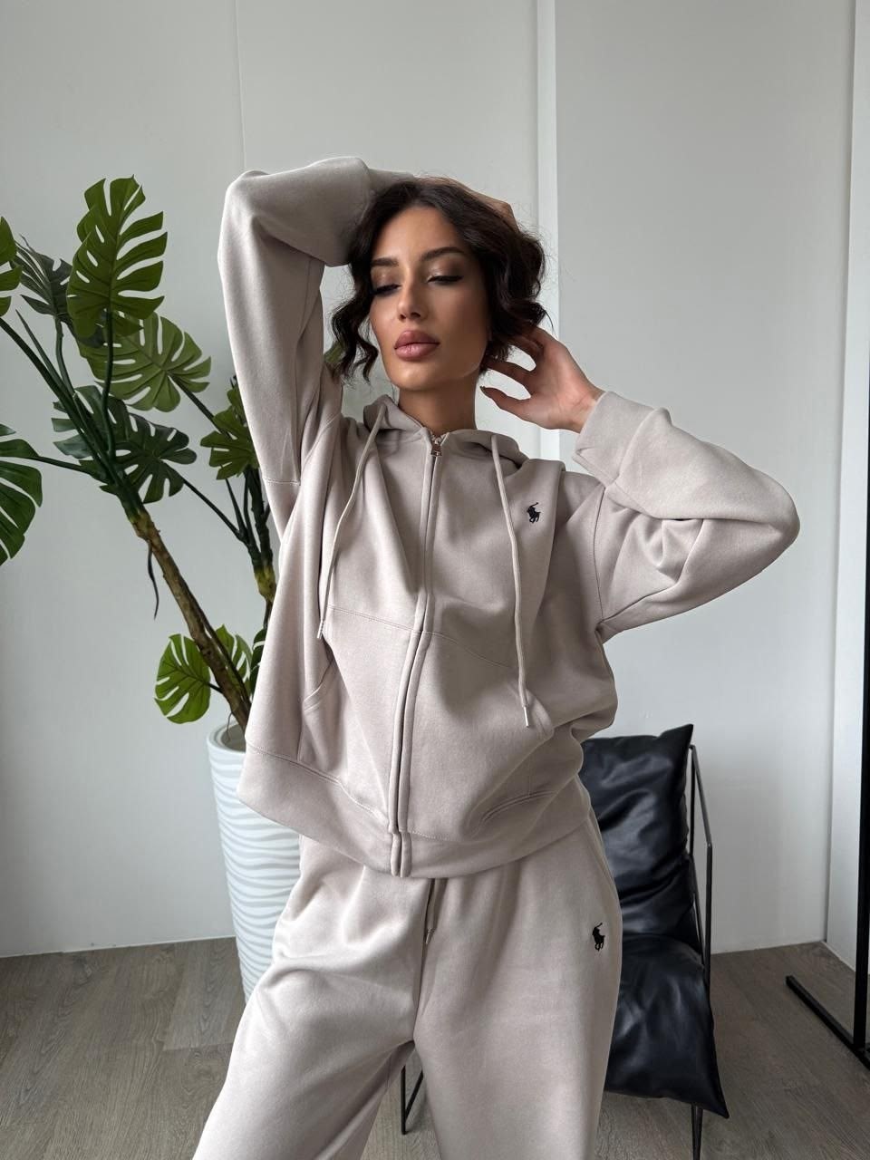 костюмы спортивные женские,cпортивный костюм женский на флисе,спортивные костюм,женский костюм на флисе,стильные костюмы