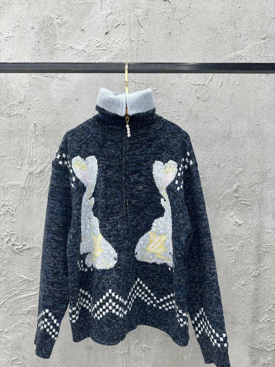 свитеры модные,трикотажный свитер,свитер с вышивкой,женский свитер,свитер для женщин