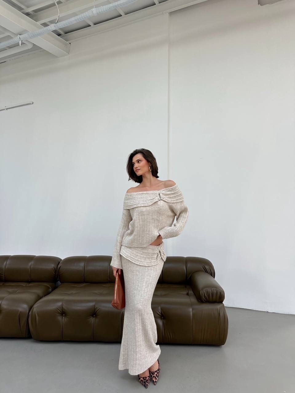 костюм вязаный с юбкой,вязаные костюмы,стильные костюмы,вязаная юбка,трикотажный костюм