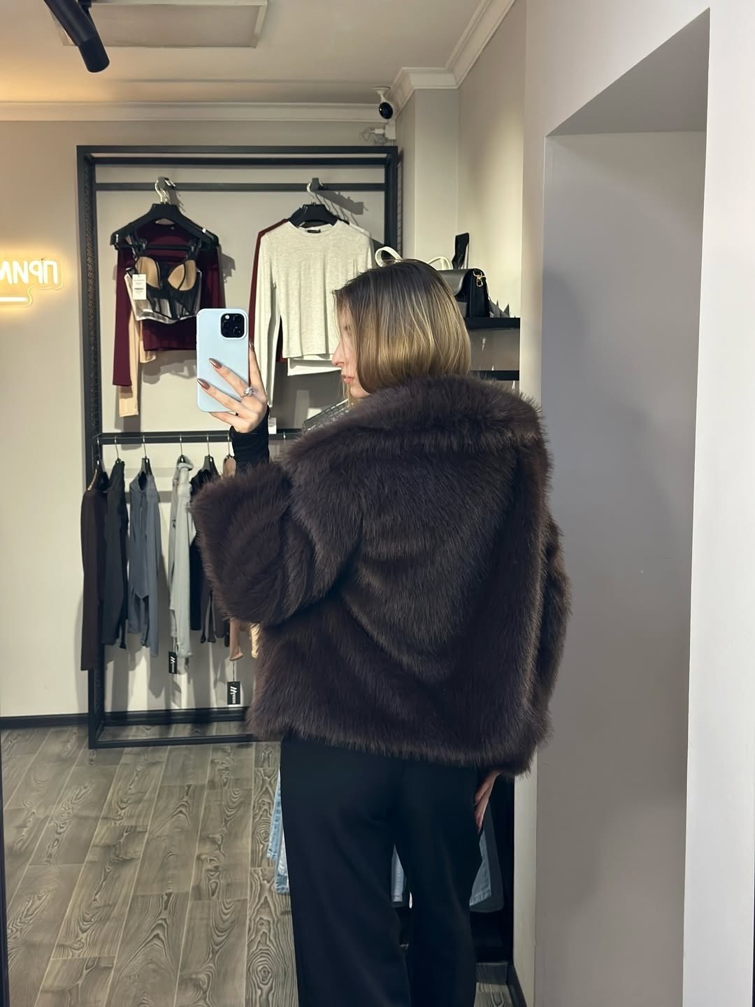 женская куртка из искусственного меха,шубка,куртка из искусственного меха,меховая куртка,шуба короткая