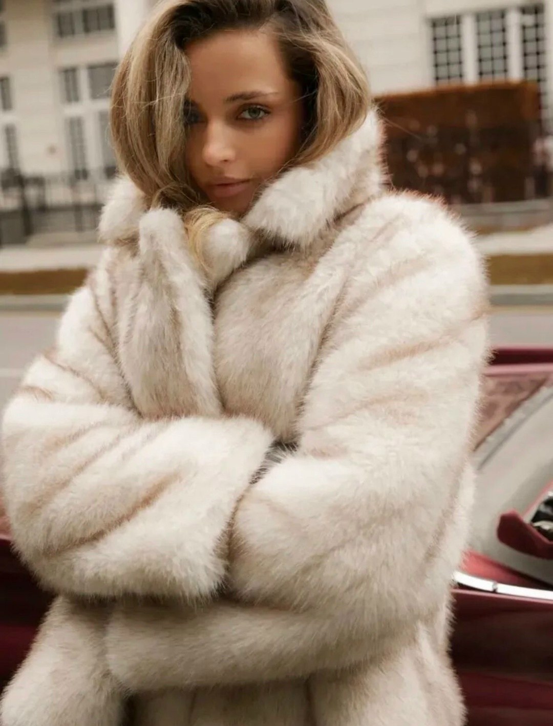 модная шуба,женская шуба,искусственная шуба,шуба белая,элегантные шубы