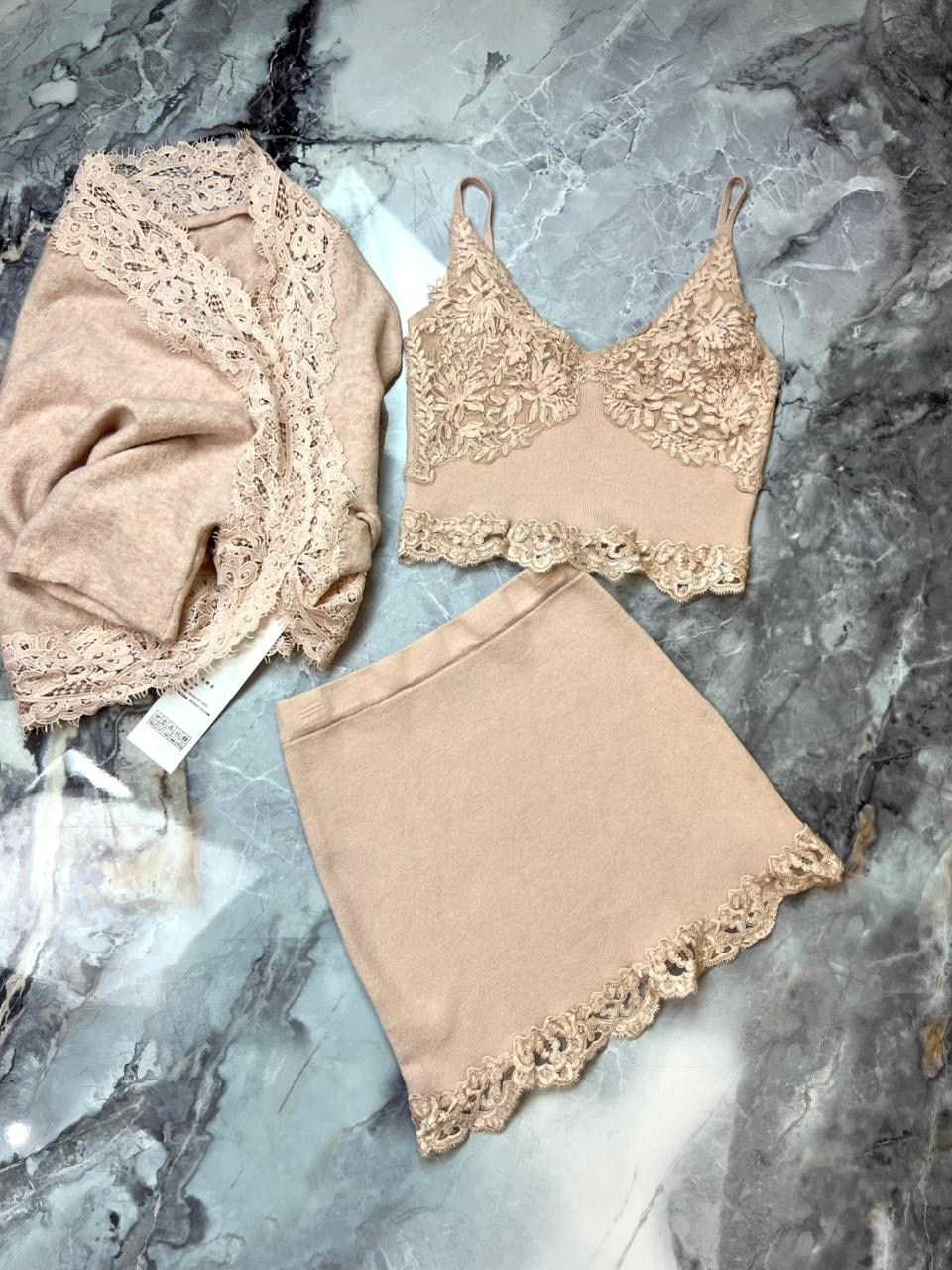 корейская мода,элегантное модное,женские костюмы,кореянка,женские костюмы с юбкой