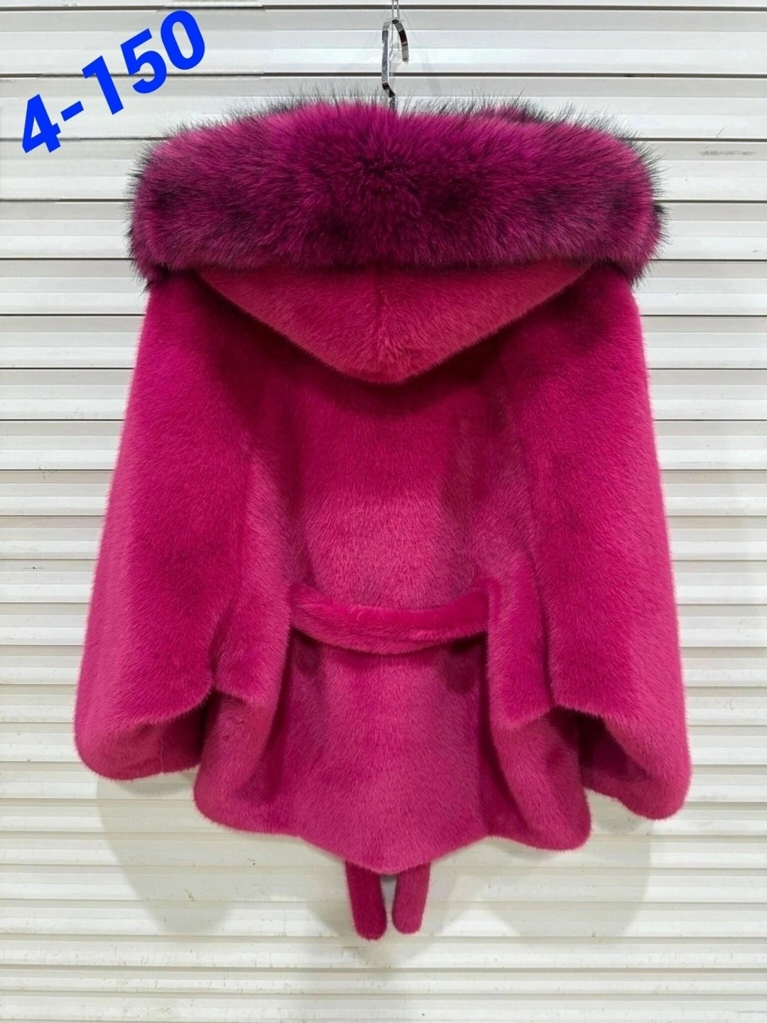 белая норковая шуба,белая норковая шуба с капюшоном,шуба белая норка,шуба норковая 2025 с капюшоном белая,белый норковый полушубок мелита