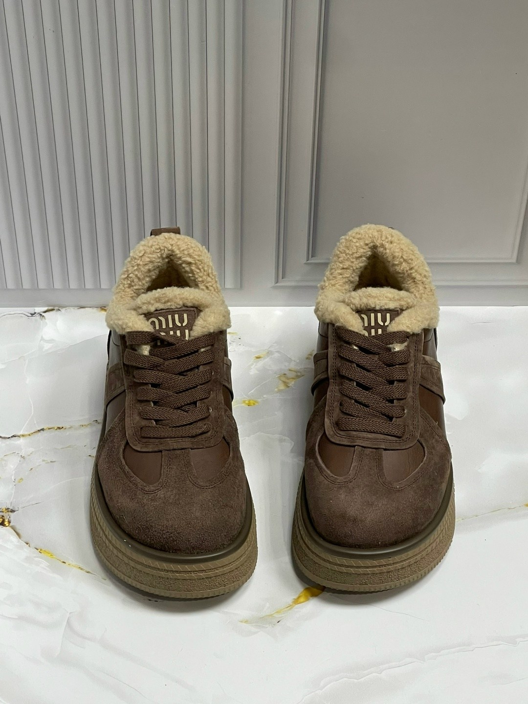 ,зимняя женская , зимняя,ботинки с мехом,обуви