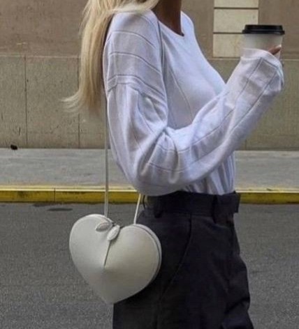 сумка в форме сердца,сумка сердце,модная сумка,сумка сердечко,сумочка модная